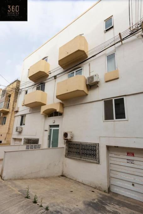 Modern 2Br Apt In The Quaint Village Of Marsaskala & Ac By 360 Estates Ngoại thất bức ảnh